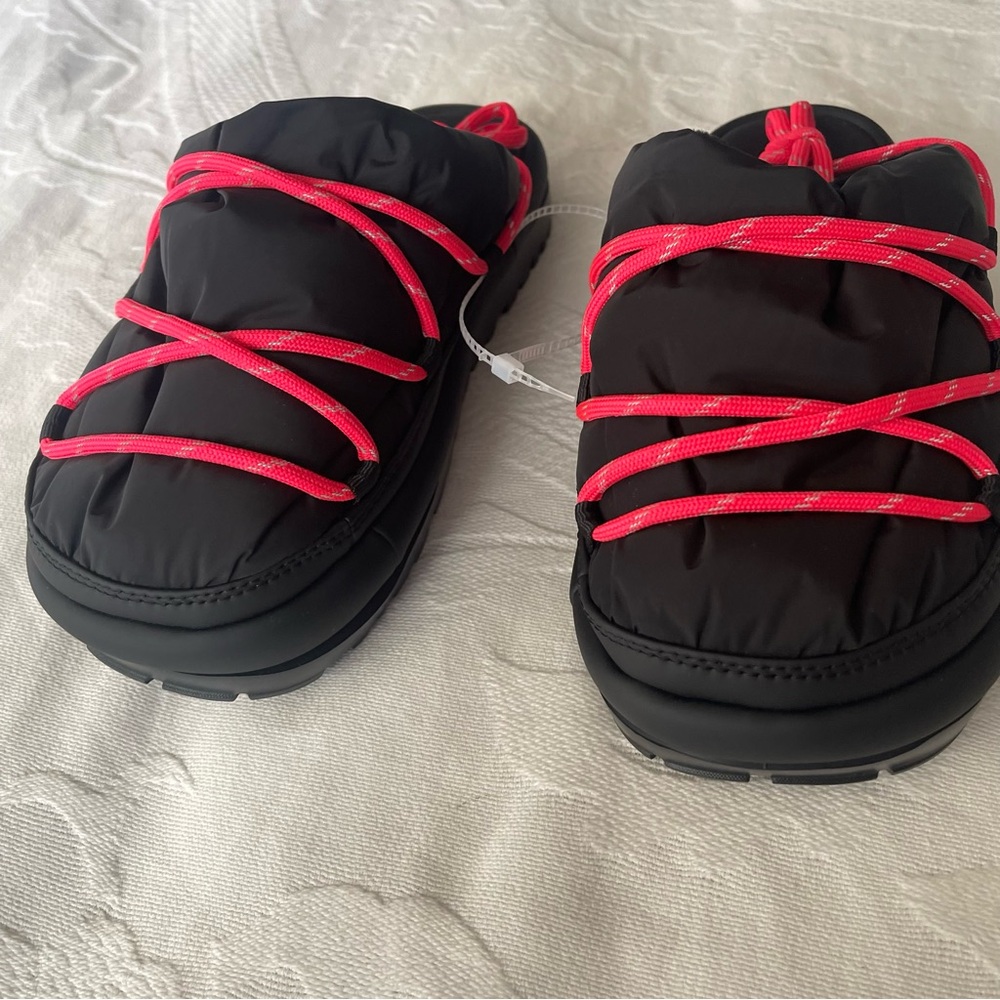 UGG Spaceslider Tech Slide Black Slippers - Picture 10 of 12